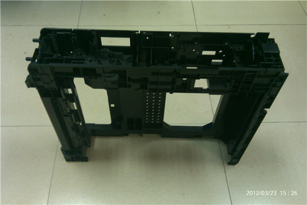 Injection molding 010